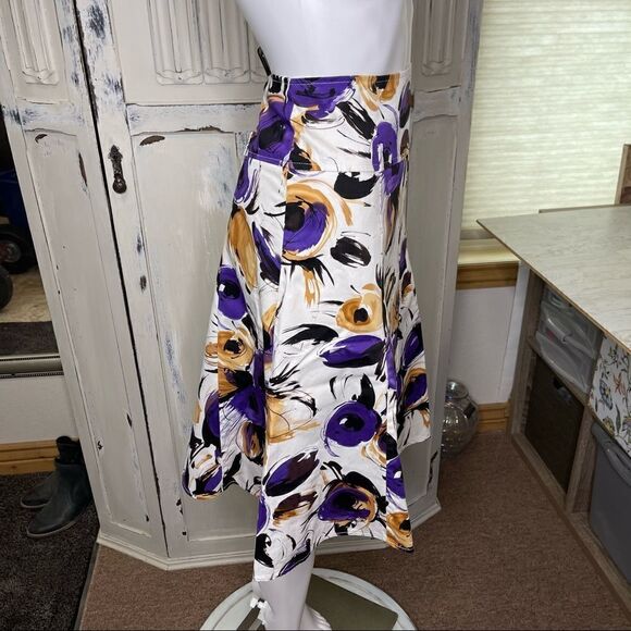 Available White Purple Floral Print A Line Skirt Size Large - Picture 4 of 11